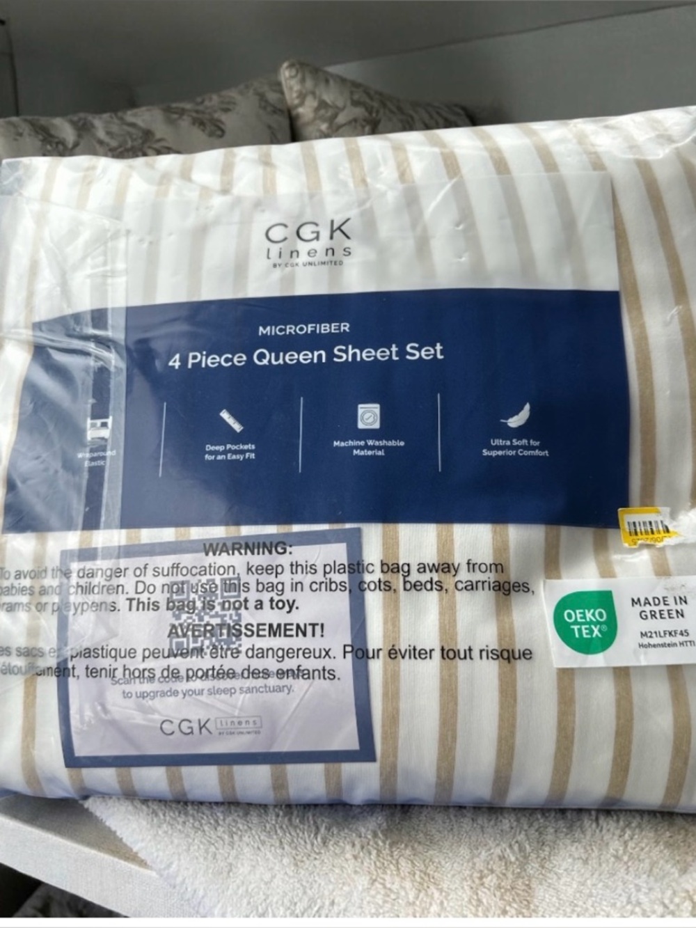 GK Linens Microfiber 4-Piece Queen Sheet Set - White and Beige Stripe